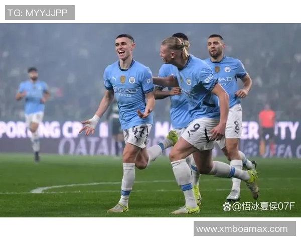 中超精彩对决曼城与热刺战成平局神扑瞬间引发全场热烈反响