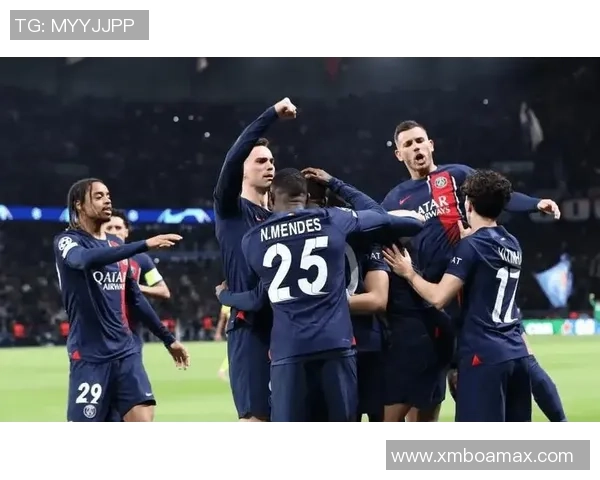 欧冠激战：里昂凭借帽子戏法力克热刺全场沸腾十大精彩进球回顾