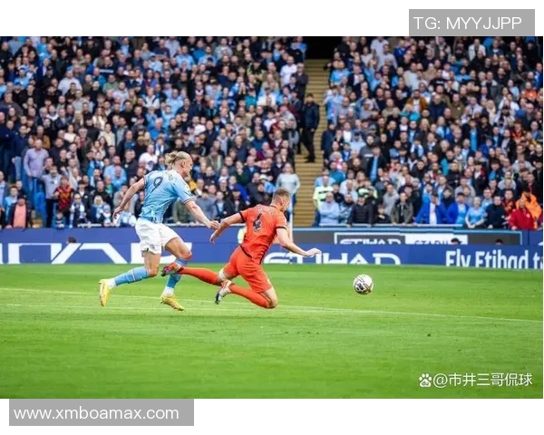 欧联杯激战皇马与曼城0比0平局意外瞬间引发全场热议集锦回顾