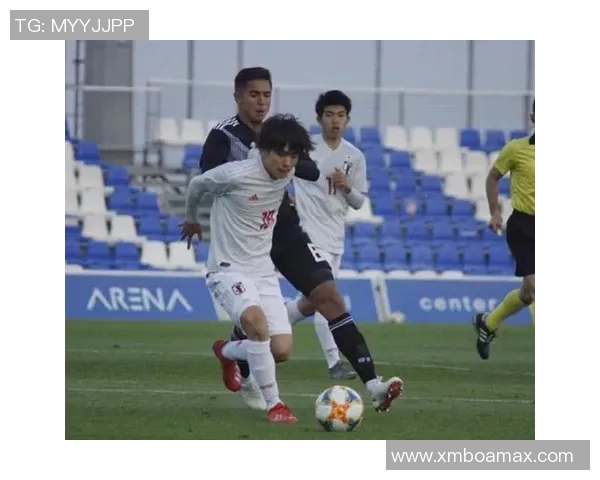 德甲激战波尔图险胜里昂乌龙球引发全场争议与热议