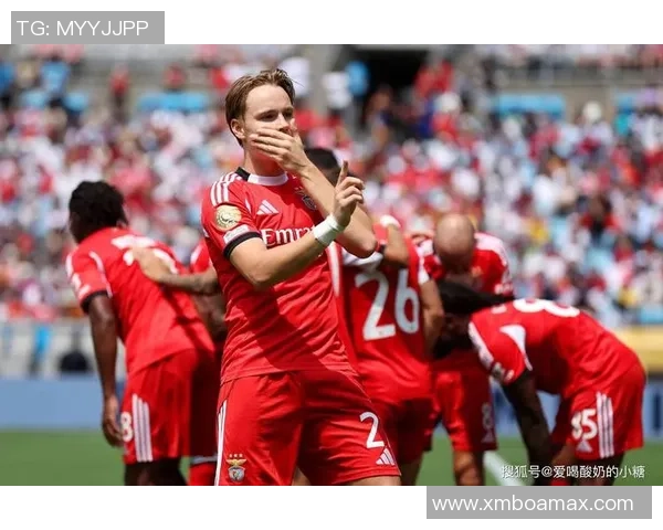 英超精彩对决AC米兰大胜拜仁五球狂潮与神奇扑救瞬间回顾